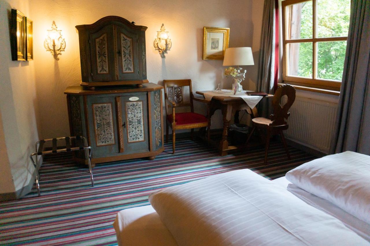 Hotel Schrenkhof Унтерхахинг Экстерьер фото