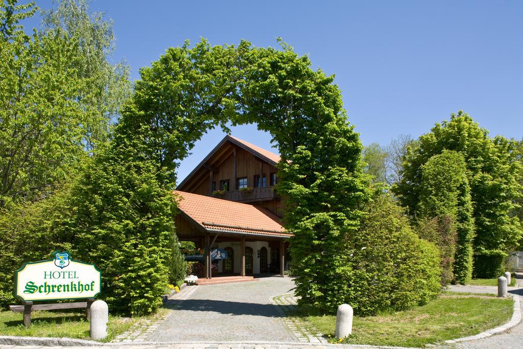 Hotel Schrenkhof Унтерхахинг Экстерьер фото